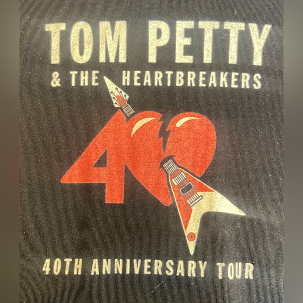 Tom Petty & The Heartbreakers Band Hoodie Size Med Bought At Concert Black Red